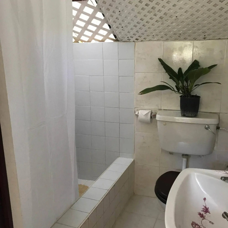 Barbados Chi Guest House