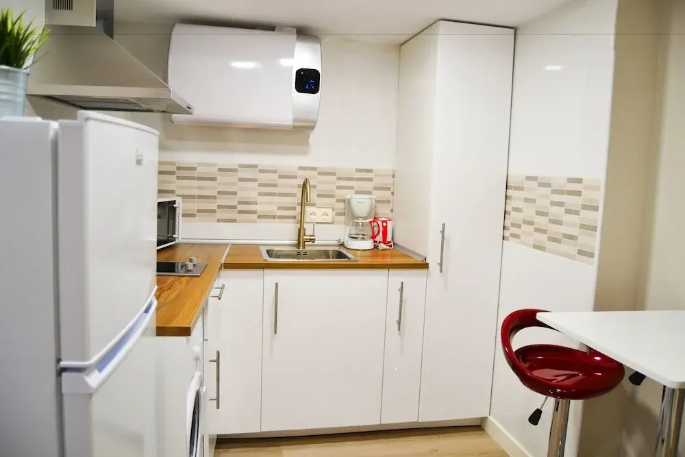 Apartamentos GO - Leopoldo Cano Center