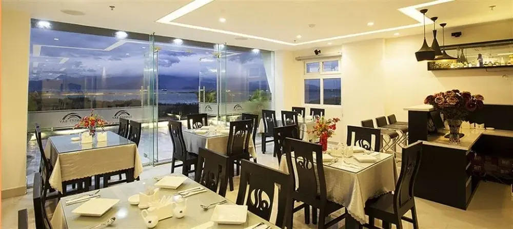 Khách Sạn Sunset Bay