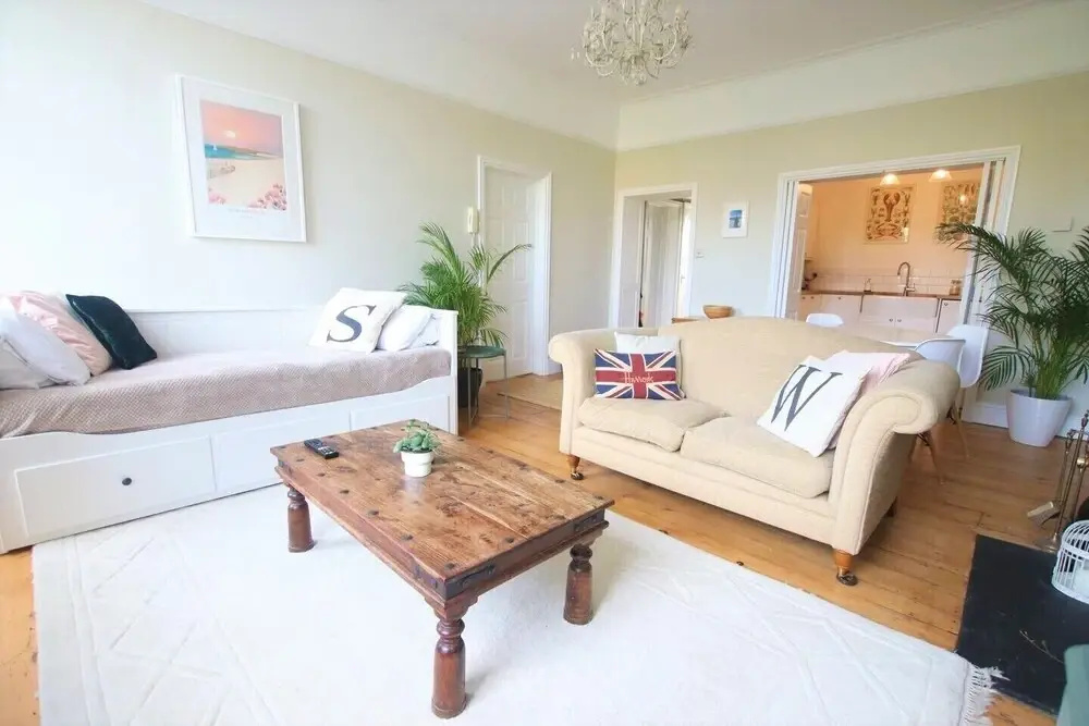 Elegant One Bedroom Home in the Heart of Clifton