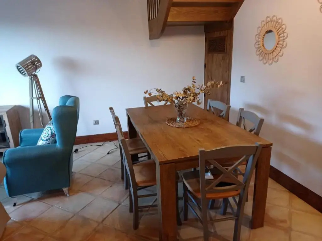 Casa con encanto en La Hayuela, situada a 5 min de Comillas