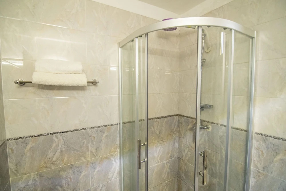 Silver Habor Apartments