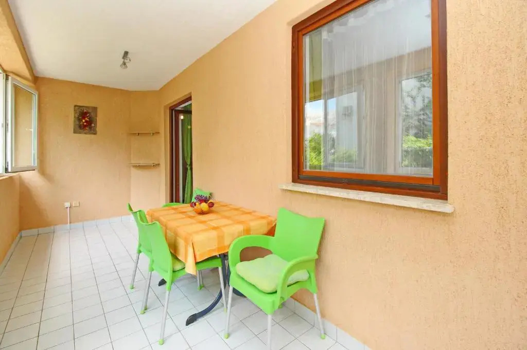 Apartments Sersic