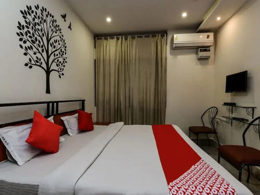 OYO 4221 Uttam Guest House
