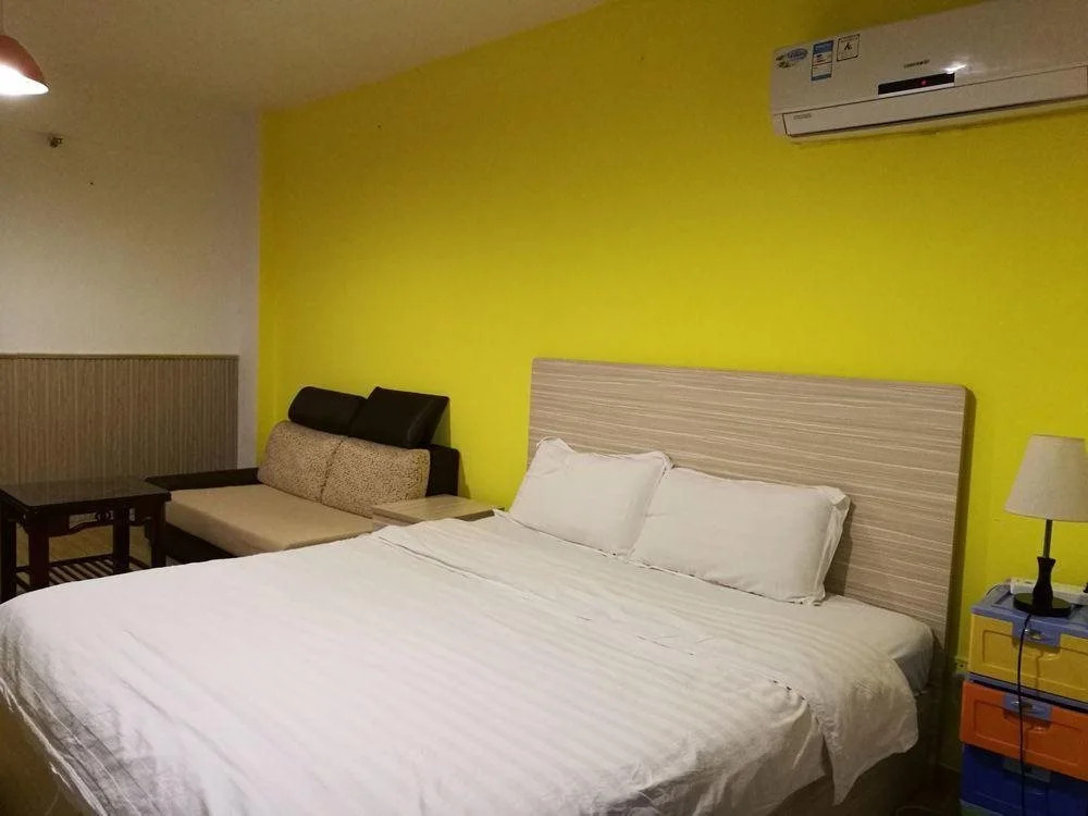 Merry Hotel