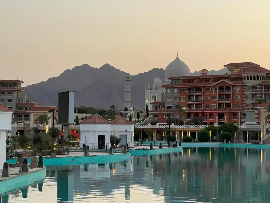 porto sharm 2 bed room and private garden-pool view