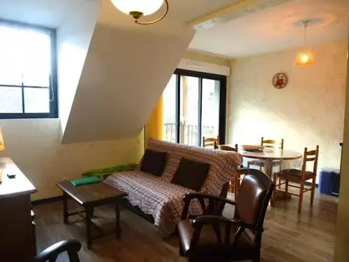 Apartment Appartement Recent Avec Balcon Garage Et 2 Chambres
