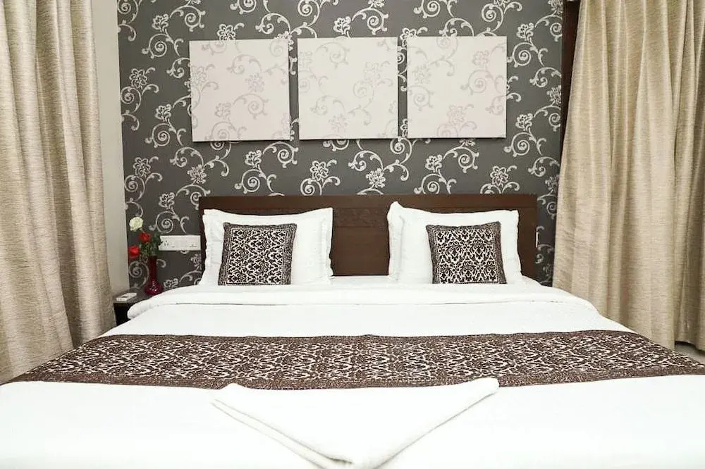 Petals Service Apartment