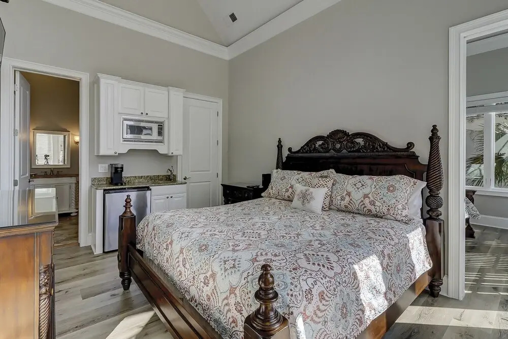 28 Carters Manor