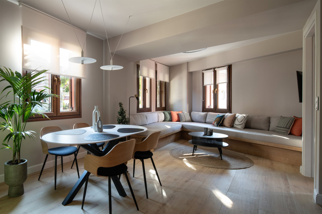 Hyati Thessaloniki, Adults Only