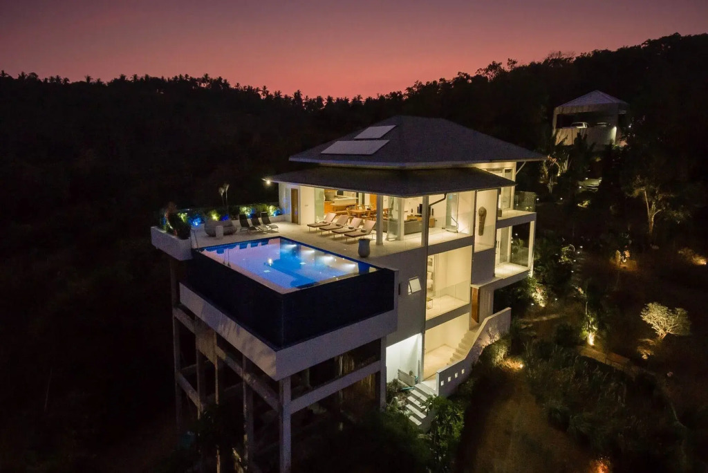 Baan Kuno 5BR Private Villa with Panoramic Views