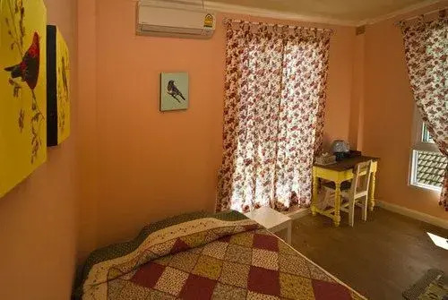 The Paper Art Gallery & Guesthouse Chiang Mai