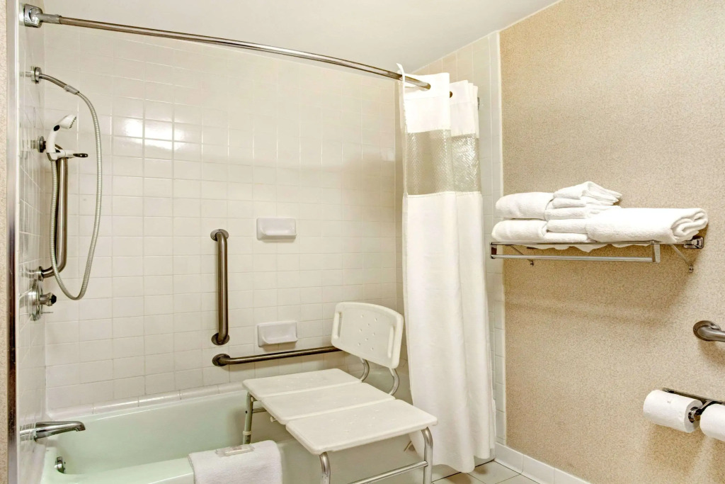 Ramada by Wyndham West Memphis
