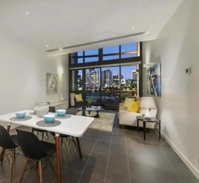 Melbourne Holiday Apartments South Wharf