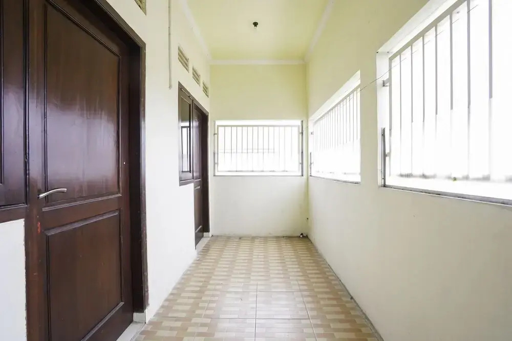 Madina Residence by OYO Rooms