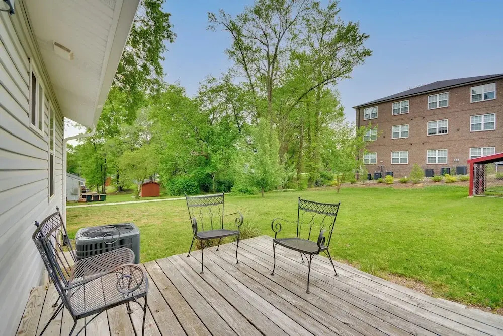 2 Mi to Downtown: Greensboro Home By Park!