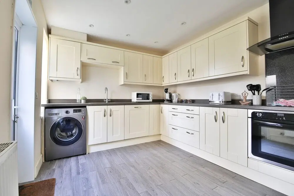 Tranquil 3-bed Home in Cardiff