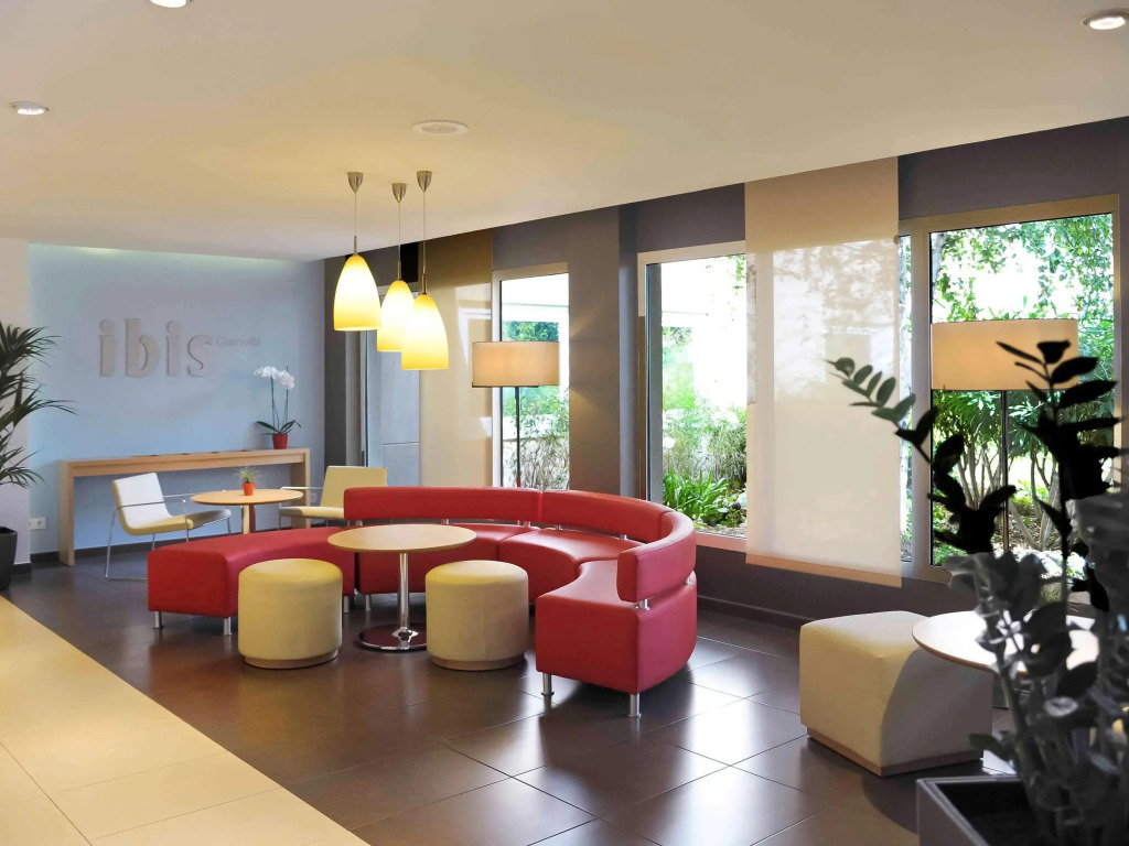 Ibis Cornella