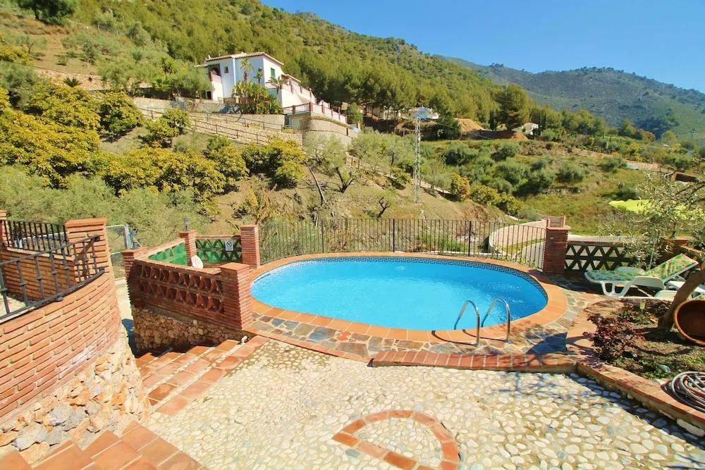 1066 Villa Laero