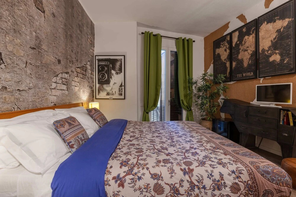 Code Rent A Room