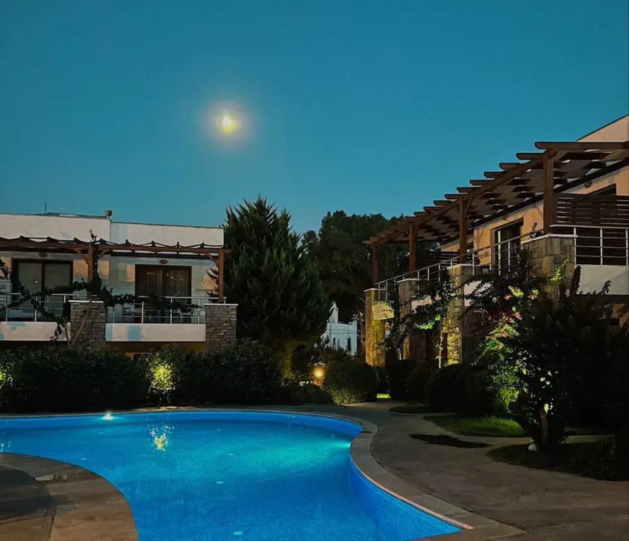 Genc Hotel