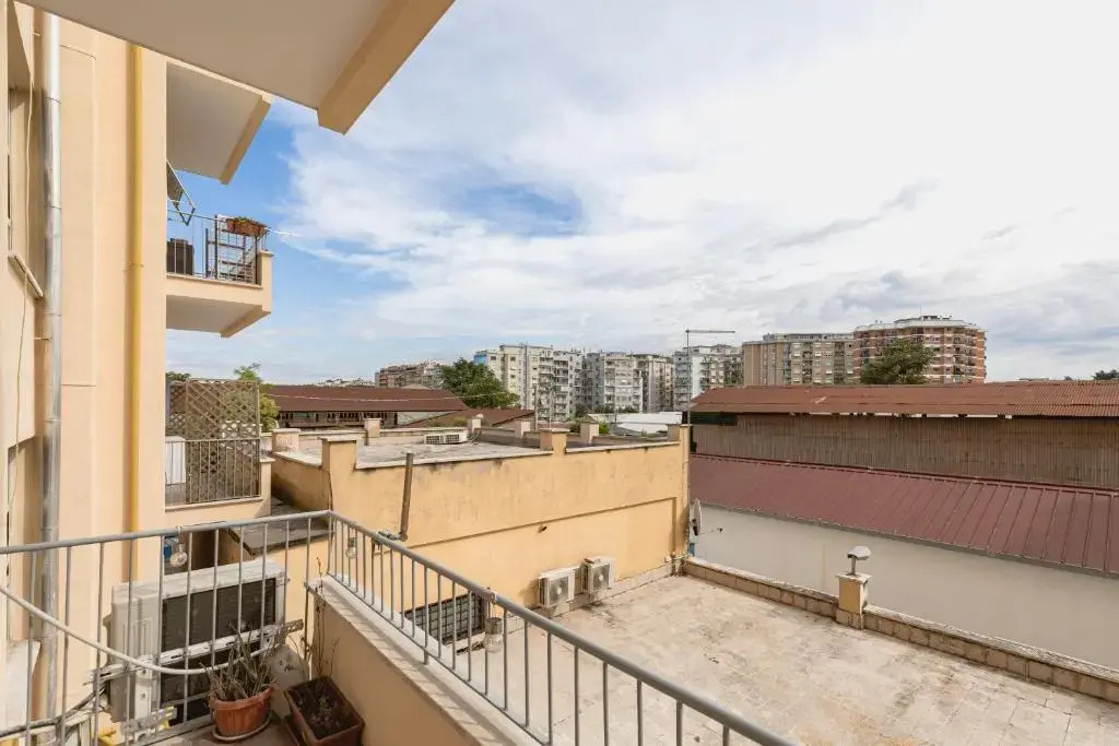 Scarfoglio Apartment, 4 persone, 2 camere, balcone, Wi-Fi, Stazione Tiburtina