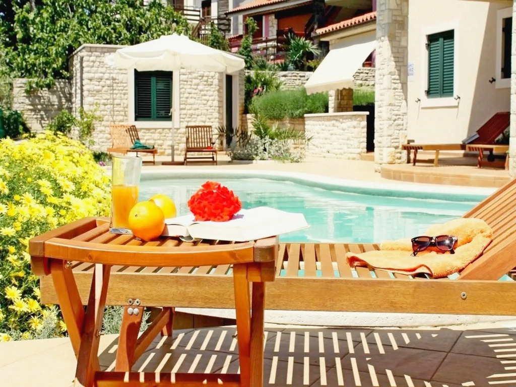 Apartments Salu