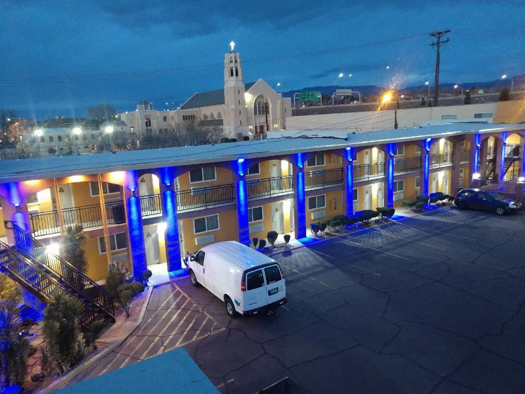 Garner Hotel Albuquerque Airport by IHG