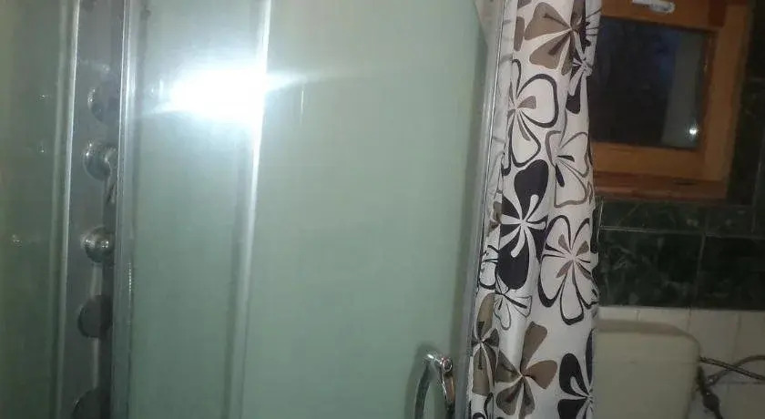 Micófogadó