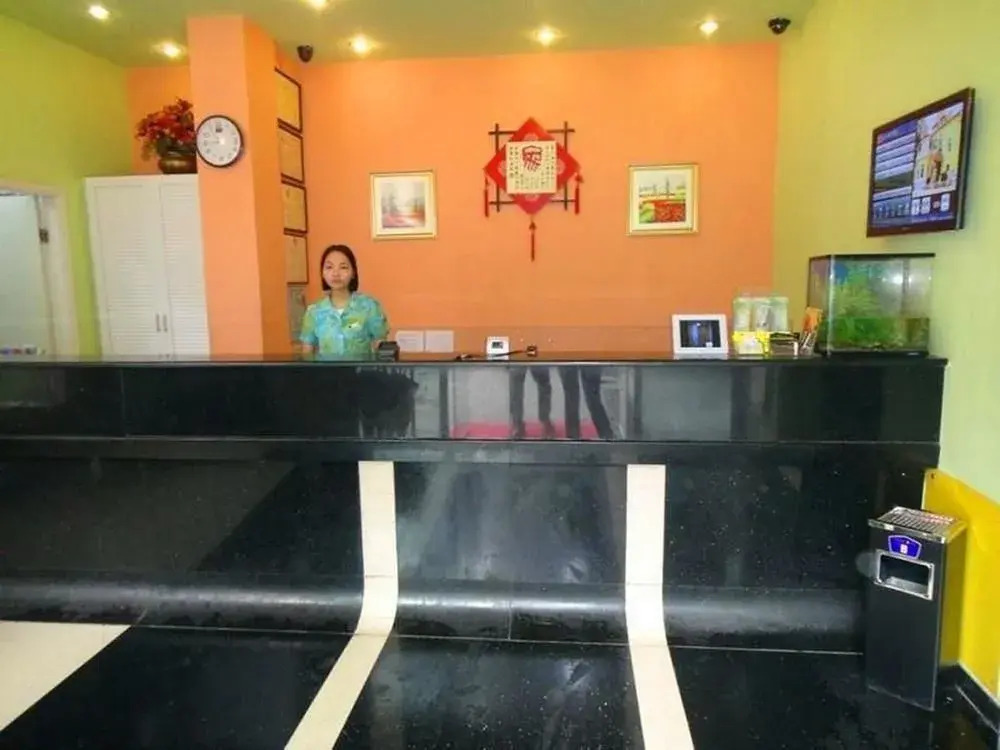 Home Inn - Changsha Stadium Branch