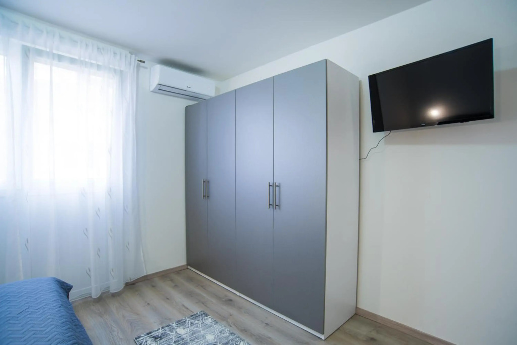 Too Sweet Apartment 1