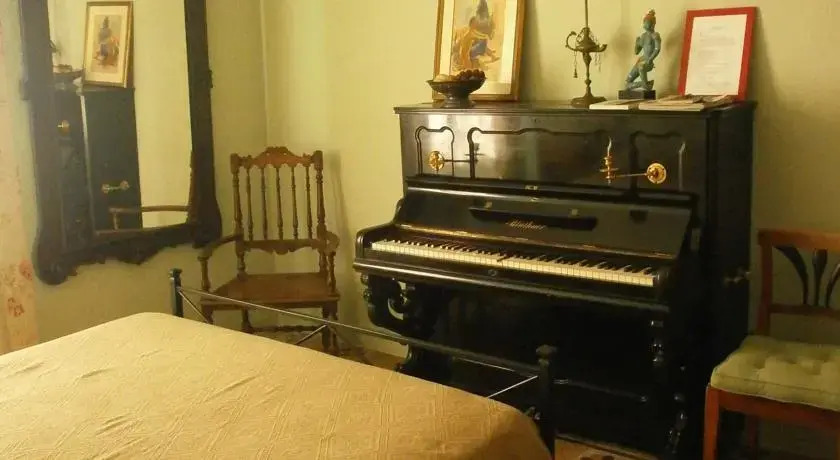 Casa Italia Room
