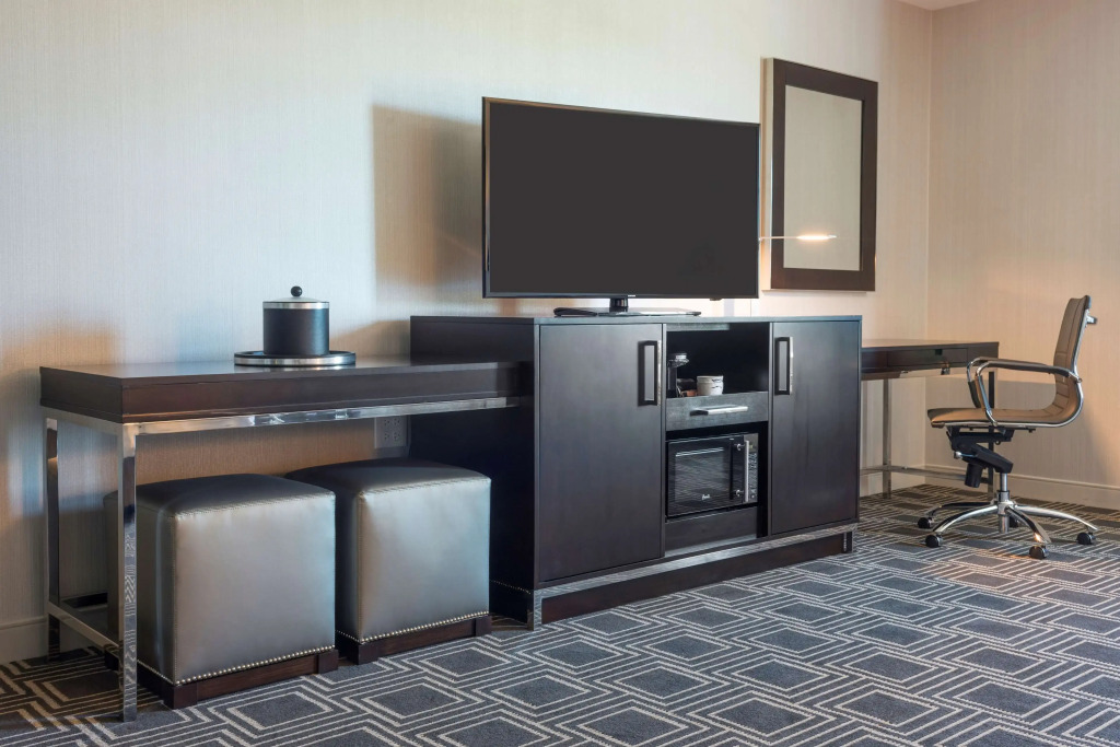 Hampton Inn & Suites Bridgewater, NJ