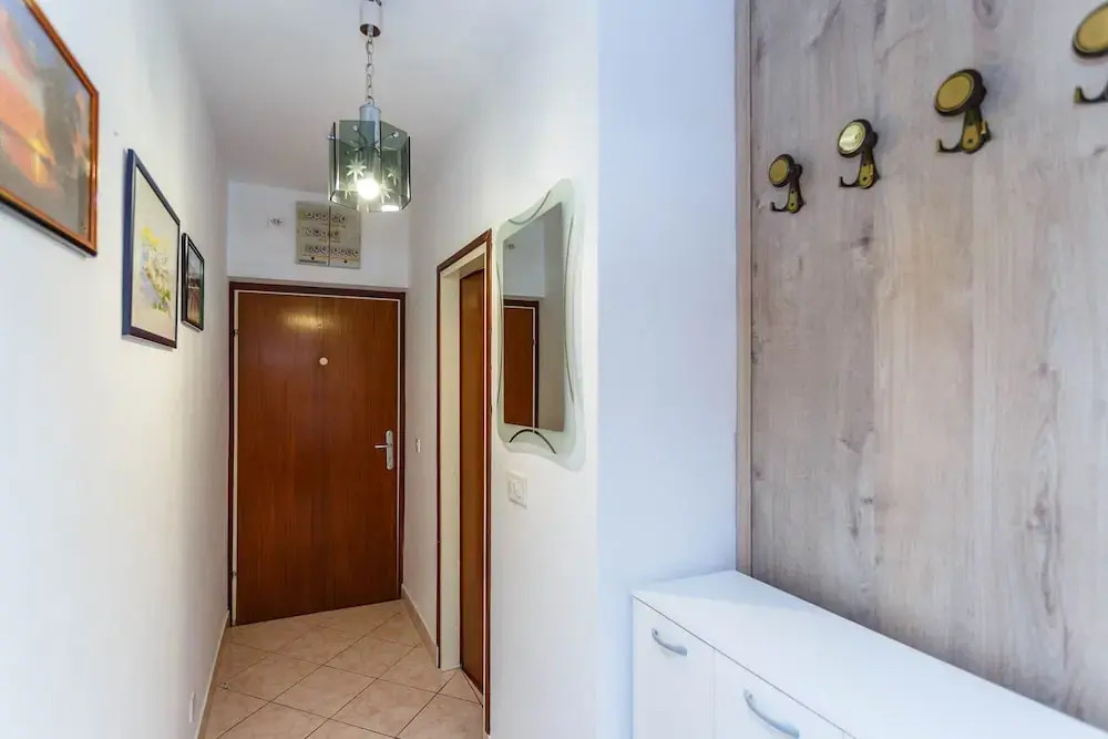Apartment Dragica