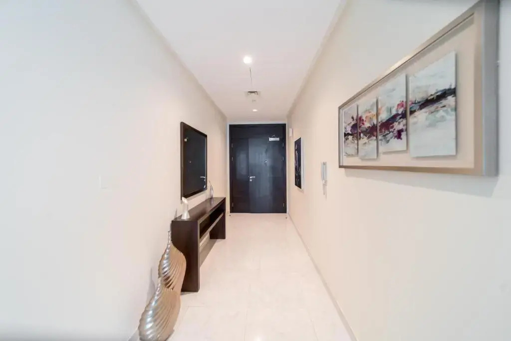 Hometown Apartments - Luxury and Spacious 3 bedroom apartment in Marina