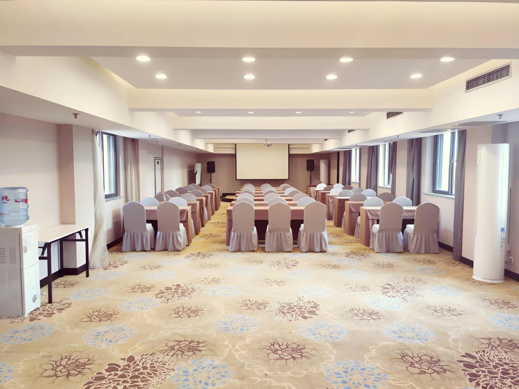 Sunny World Hotel
