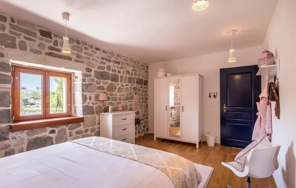 Awesome Home in Solin With 3 Bedrooms, Wifi and Outdoor Swimming Pool