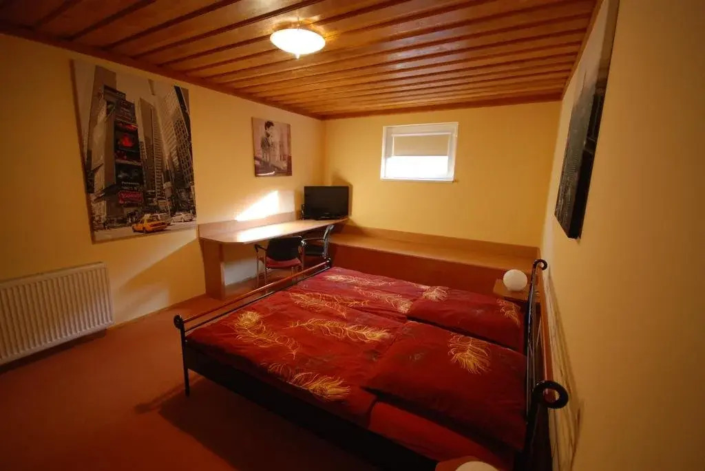 Moving Rooms