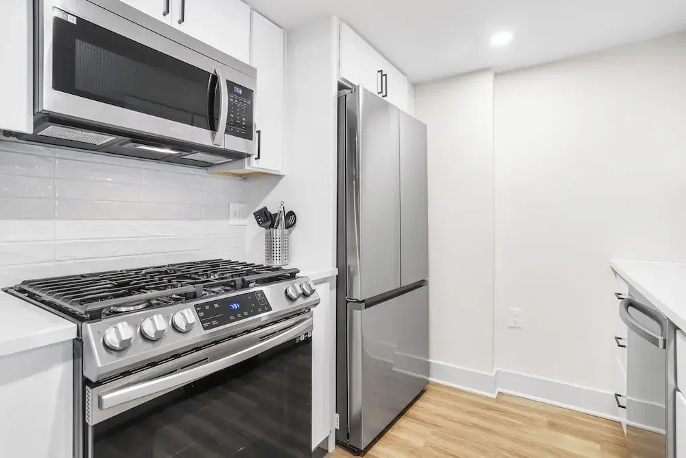 Well Appointed Apartments W Full Comfort