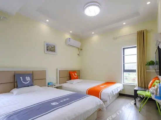 12/5000  1 Hugh Lu Copper Hotel