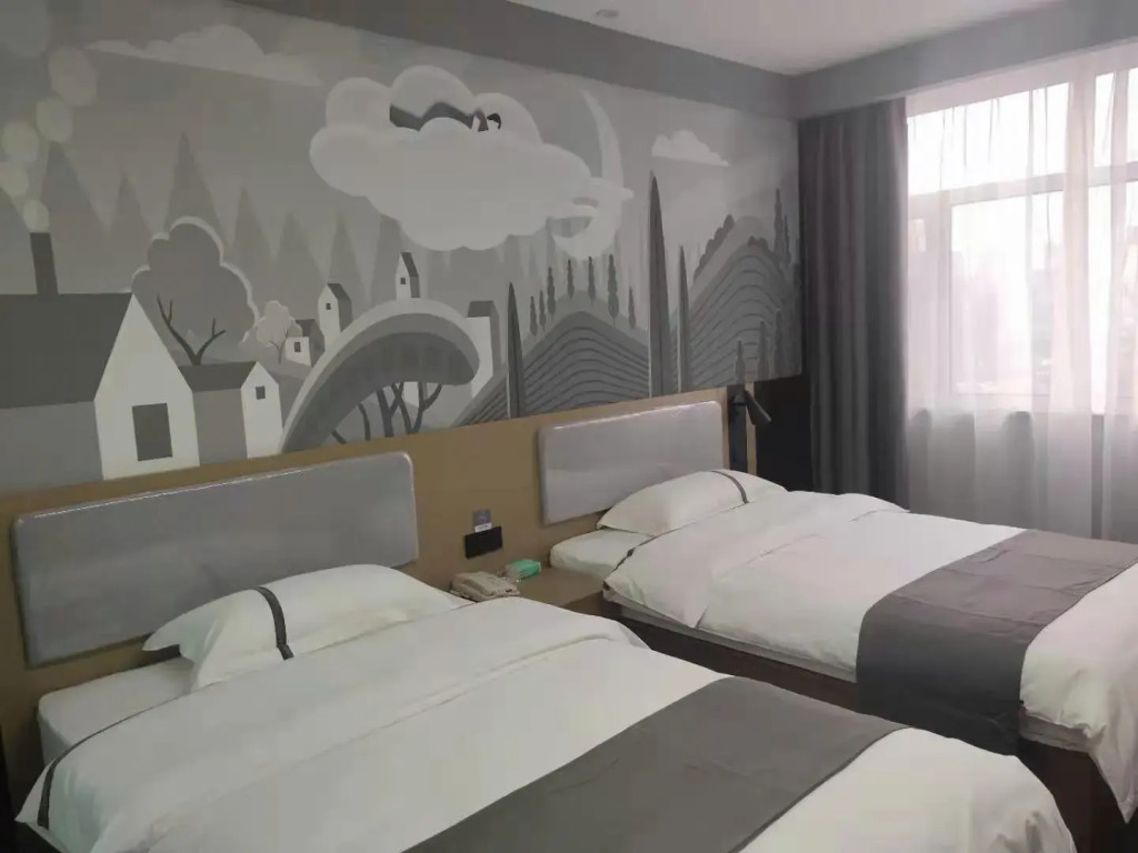 Thank Inn Heibei Zhangjiakou Economic Development Zone High-Speed Railway Station