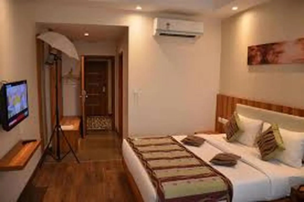 Hotel Le Roi Raipur at Raipur Railway Station