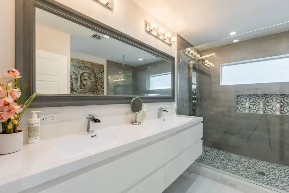 Olas Villa by Rove Travel - Home with Heated Pool