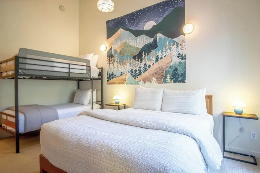 2bd, 2BA Ketchum Condo Newly Remodeled & Central