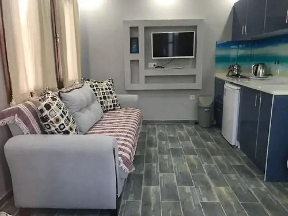 Derin Suite Hotel