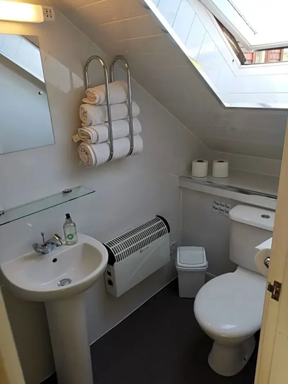 Glenfern Guest House and a separate Cottage with its own private hot tub