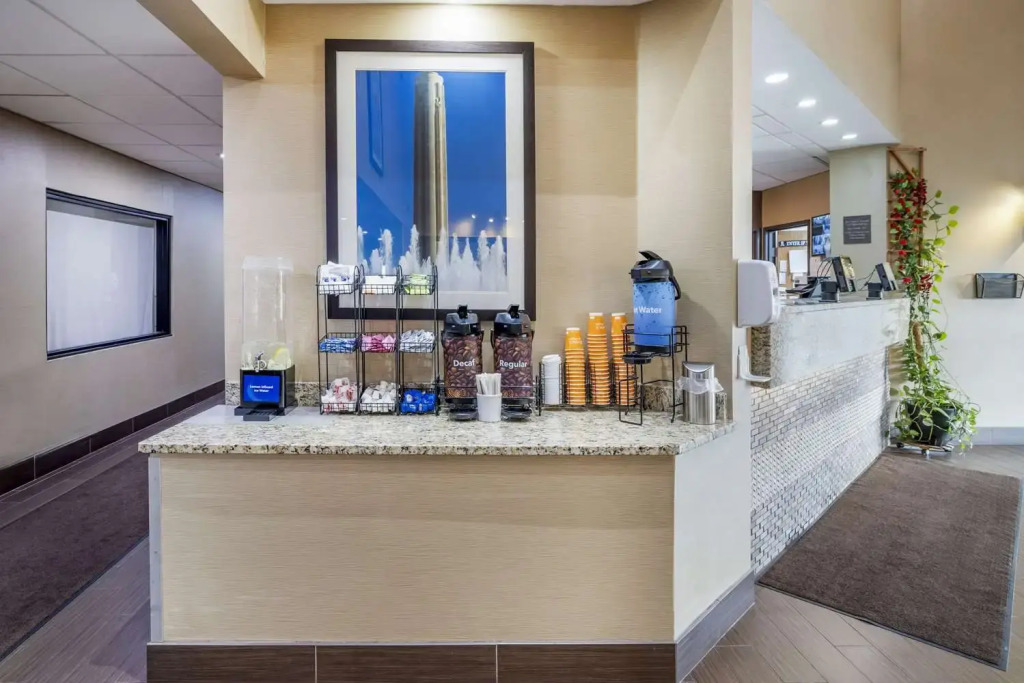 Grain Valley Inn - Kansas City