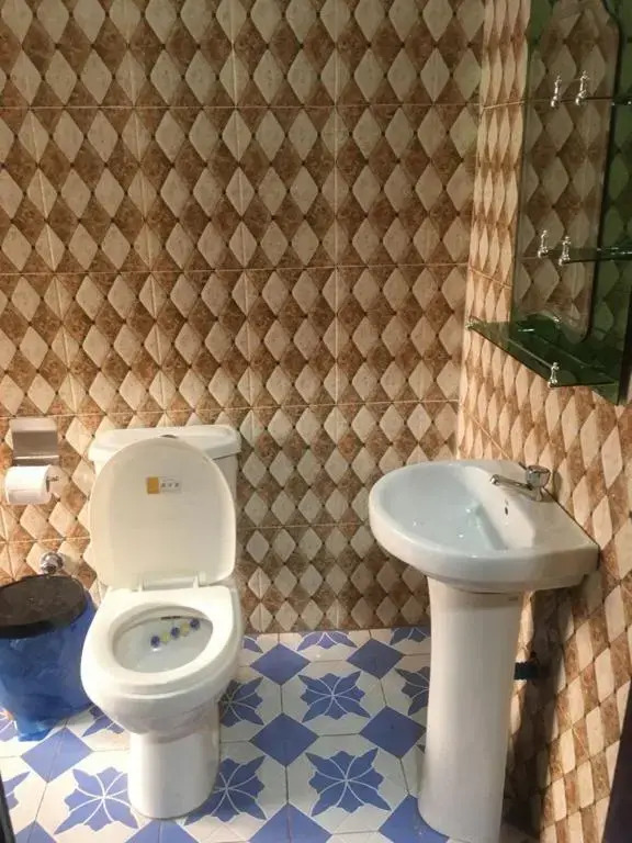 Kiverly Hotel