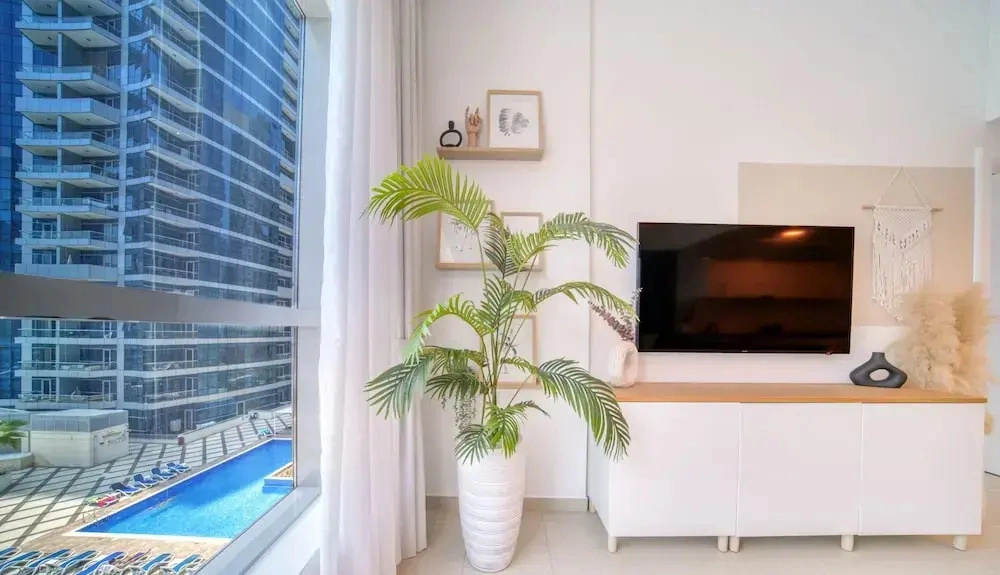 Modern One Bedroom Stylish Touches