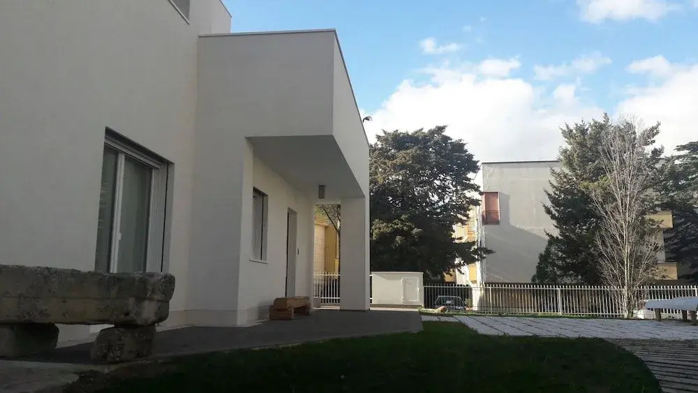 h-sa GUEST HOUSE
